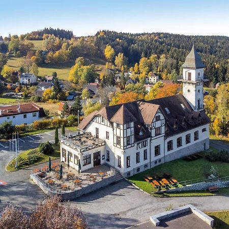 Hotel Petrin Яблонец-над-Нисоу Экстерьер фото